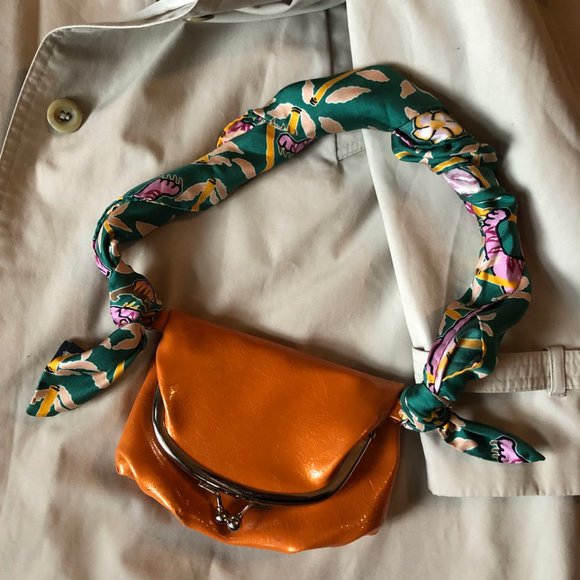 Retro Y2K Necessary Objects Coin Pouch Purse Kiss Lock Orange Wallet Wristlet - Picture 4 of 11